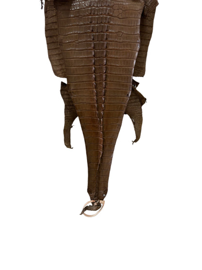 31 cm Grade 1/2 Mink Matte Farm-Raised American Alligator Hornback Leather - Tag: LA23-0377060