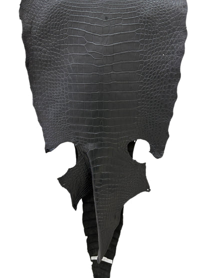 51 cm Grade 2/3 Black Matte Wild American Alligator Leather - Tag: LA22-0031120