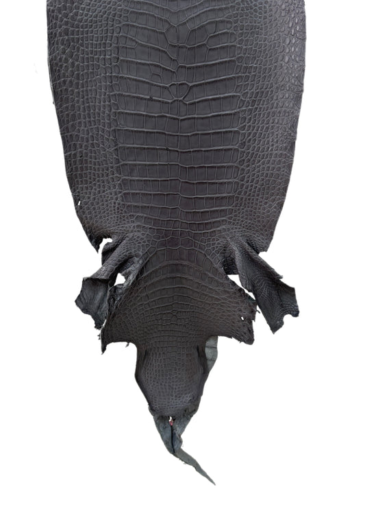 39 cm Grade 3/4 Serpentine Grey Matte Wild American Alligator Leather - Tag: LA24-0022433