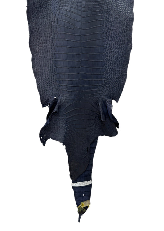 39 cm Grade 1/2 Navy Blue Matte Wild American Alligator Leather - Tag: ITCC-0730842