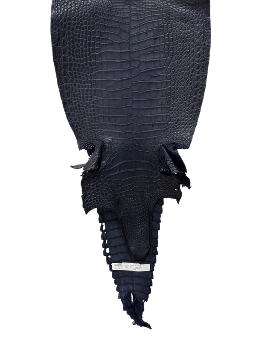 32 cm Grade 2/3 Navy Blue Desert Farm American Alligator Leather - Tag: FL17-0052779