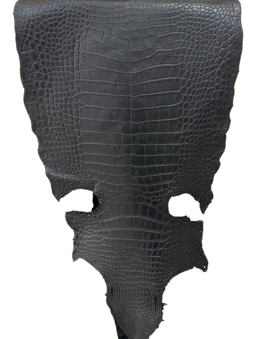 52 cm Grade 3/4 Black Matte Wild American Alligator Leather - Tag: LA22-0003872