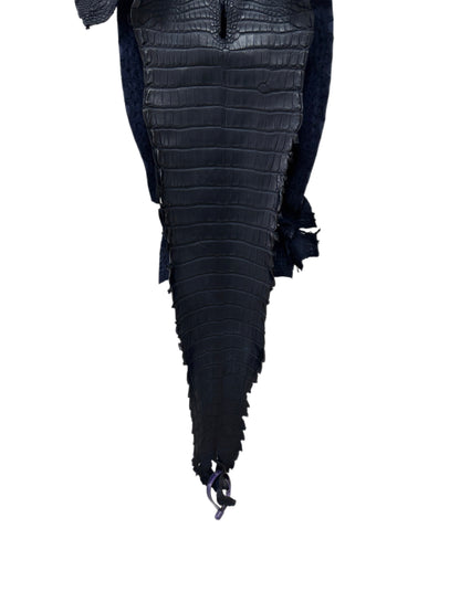 26 cm Grade 2/3 Navy Blue Matte Farm-Raised American Alligator Leather - Tag: FL21-0024396