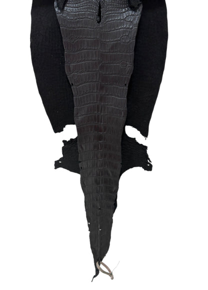 35 cm Grade 2/3 Metallic Black Shimmer Matte Wild American Alligator Leather - Tag: LA18-0013492