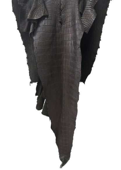 73 cm Grade 3/4 Black Matte Wild American Alligator Leather - Tag: LA24-0011353