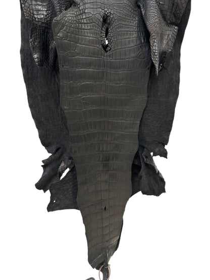 48 cm Grade 4/5 Black Matte Wild American Alligator Leather - Tag: LA24-0031238