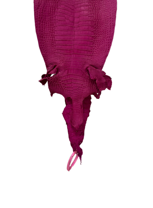 New Color! 23 cm Grade 2/3 Raspberry Matte Farm-Raised American Alligator Leather - Tag: LA24-0228881