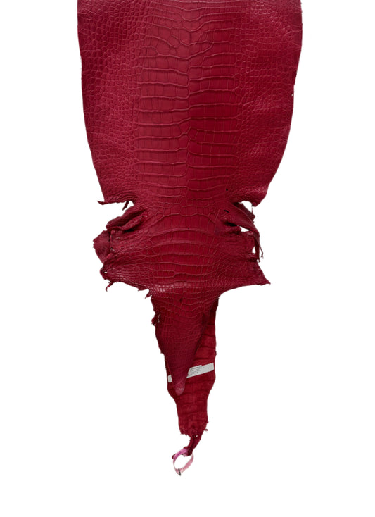 36 cm Grade 2/3 Scarlet Matte Wild American Alligator Leather - Tag: LA23-0049939