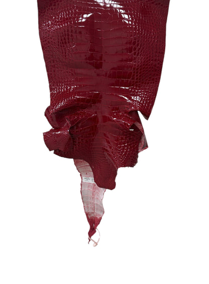 31 cm Grade 2/3 Red Classic Farm-Raised American Alligator Leather - Tag: FL17-0035521