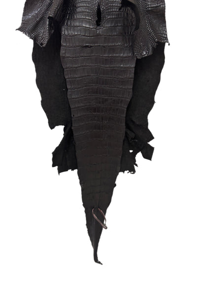 38 cm Grade 4/5 Black Matte Wild American Alligator Leather - Tag: LA18-0033277