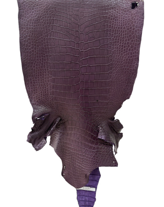 46 cm Grade 4/5 Aubergine Matte Wild American Alligator Leather - Tag: LA23-0023045