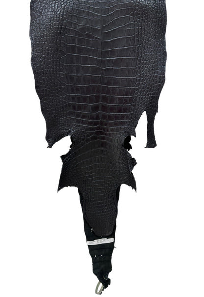 38 cm Grade 4/5 Metallic Black Shimmer Matte Wild American Alligator Leather - Tag: LA23-0002003