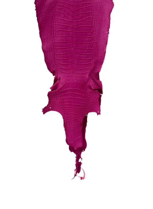 26 cm Grade 3/4 Fuchsia Matte Wild American Alligator Leather - Tag: MS24-0000570