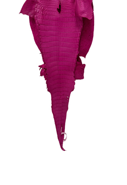27 cm Grade 3/4 Fuchsia Matte Farm-Raised American Alligator Leather - Tag: LA17-0133753