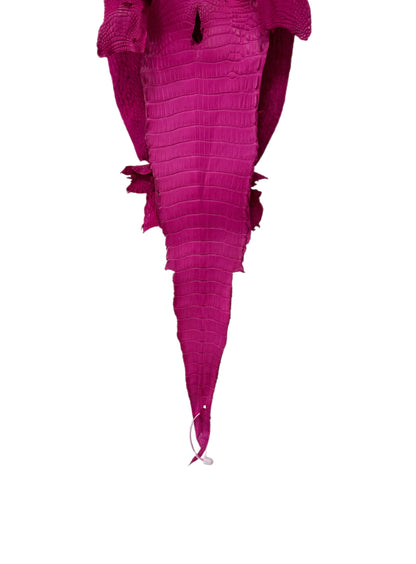 25 cm Grade 2/3 Fuchsia Matte Farm-Raised American Alligator Leather - Tag: LA17-0133546