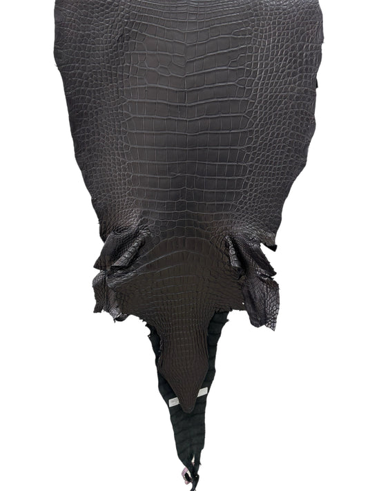 44 cm Grade 3/4 Black Matte Wild American Alligator Leather - Tag: LA18-0036179