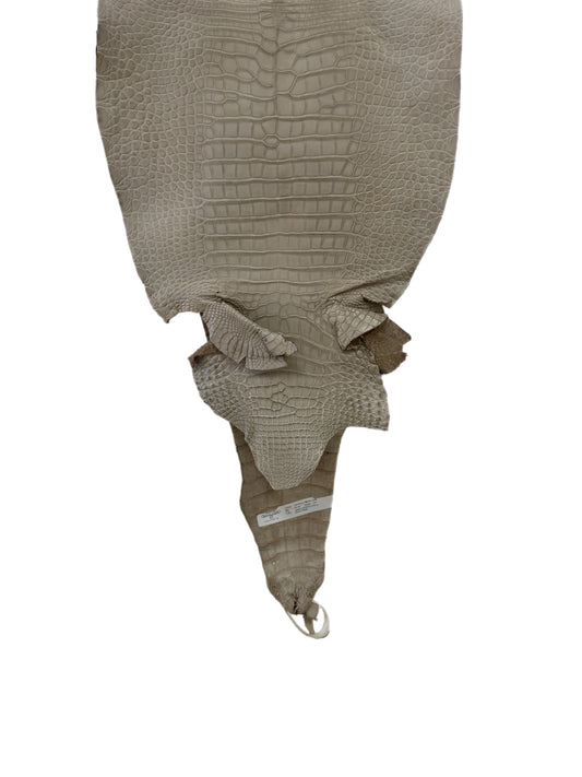 34 cm Grade 1/2 Stormy Matte Farm-Raised American Alligator Leather - Tag: LA23-0531907