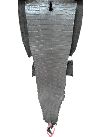 28 cm Grade 1/2 Silver Metallic Farm-Raised American Alligator Leather - Tag: FL21-0024818
