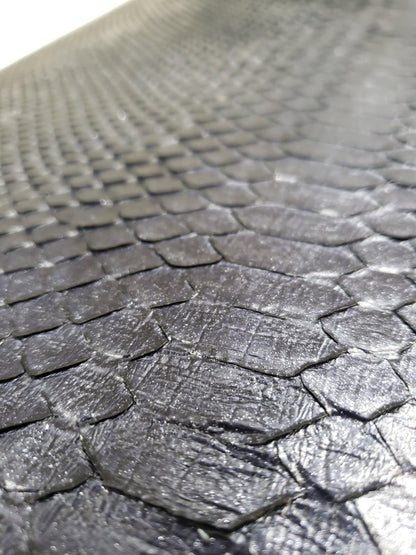 2.2 M Back Cut Dark Navy Python Leather