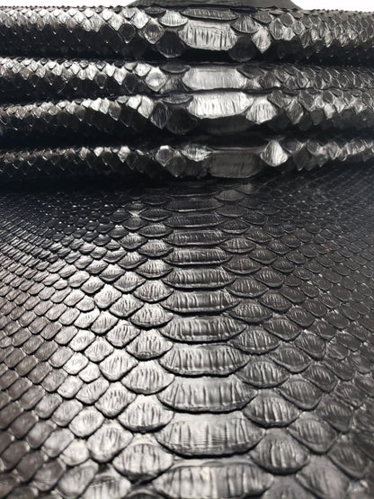 3.6 M Back Cut Black Matte Python Leather