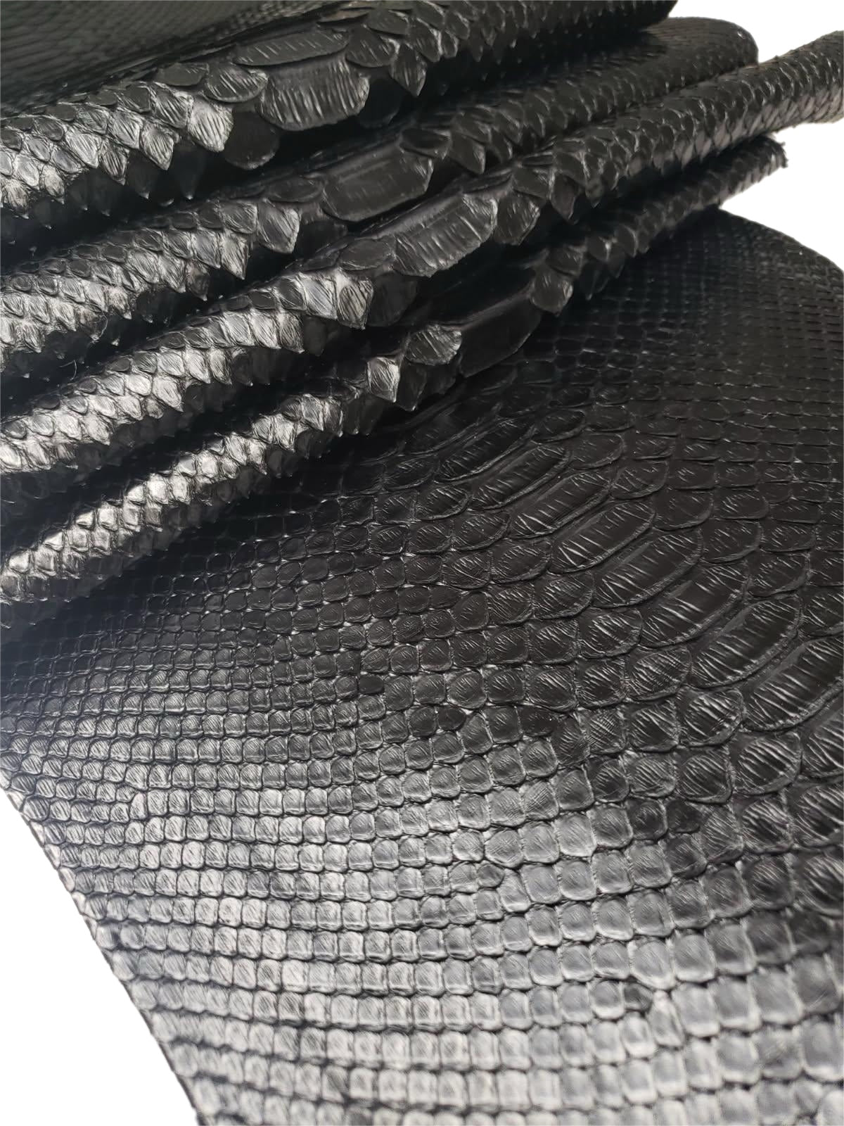 3.6 M Back Cut Black Matte Python Leather