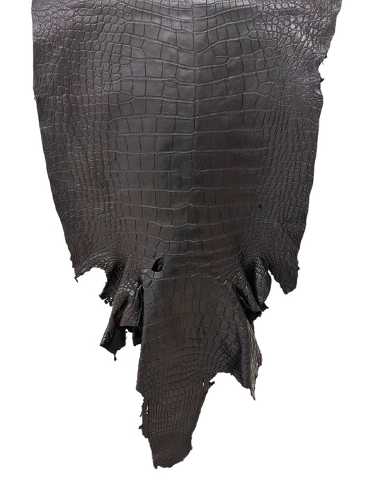67 cm Grade 2/3 Black Matte Wild American Alligator Leather - Tag: FL24-0077570