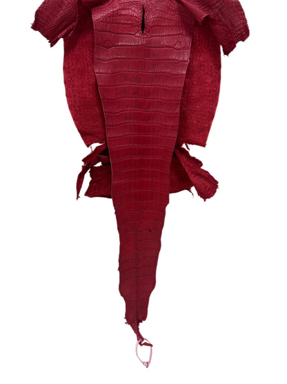 36 cm Grade 2/3 Scarlet Matte Wild American Alligator Leather - Tag: LA23-0049939