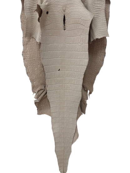 49 cm Grade 1/2 Dune Matte Wild American Alligator Leather - Tag: LA18-0038571