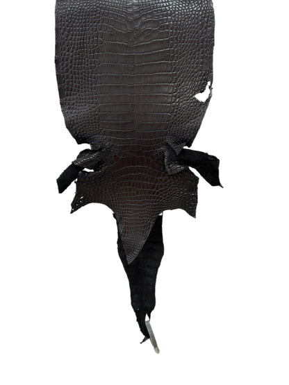 23 cm Grade 1/2 Black Matte Wild American Alligator Leather - Tag: LA08-0231676