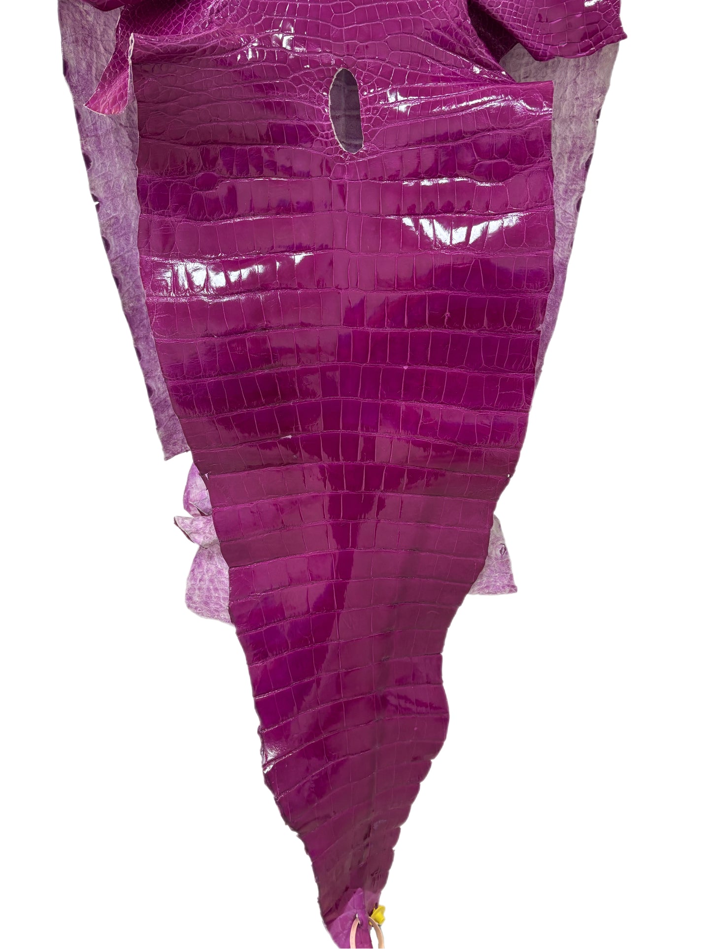 55 cm Grade 1/2 Magenta Glazed Farm-Raised American Alligator Leather - Tag: LA13-0059320