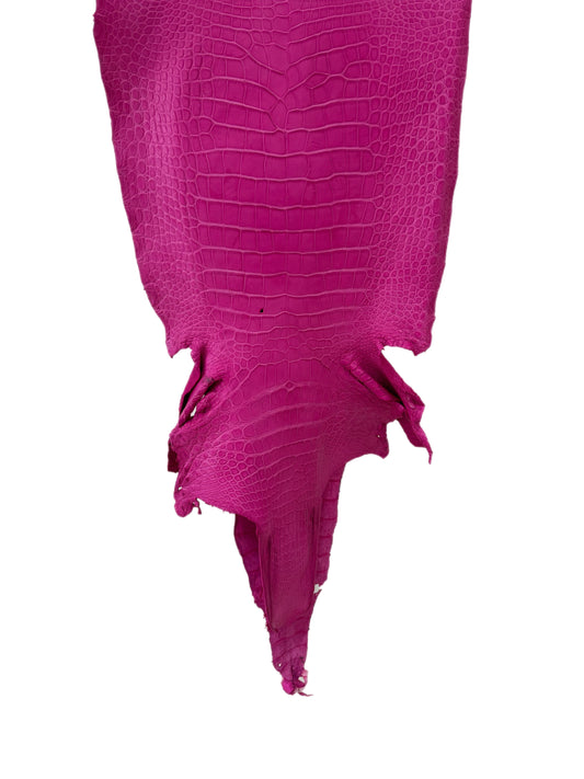 50 cm Grade 4/5 Rosa Matte Wild American Alligator Leather - Tag: LA23-0025030