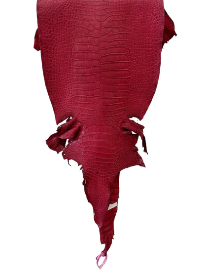 36 cm Grade 2/3 Scarlet Matte Wild American Alligator Leather - Tag: LA23-0049939