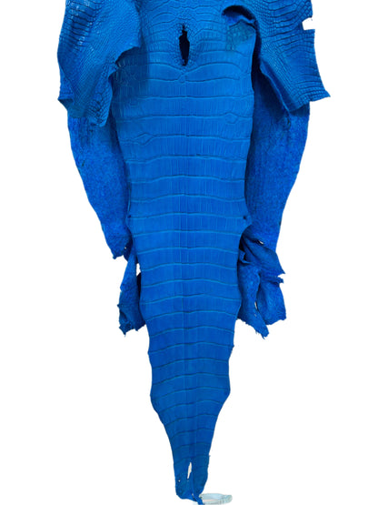 38 cm Grade 2/3 Ultramarine Matte Wild American Alligator Leather - Tag: LA23-0152770
