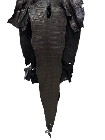 43 cm Grade 3/4 Black Matte Wild American Alligator Leather - Tag: LA23-0013906