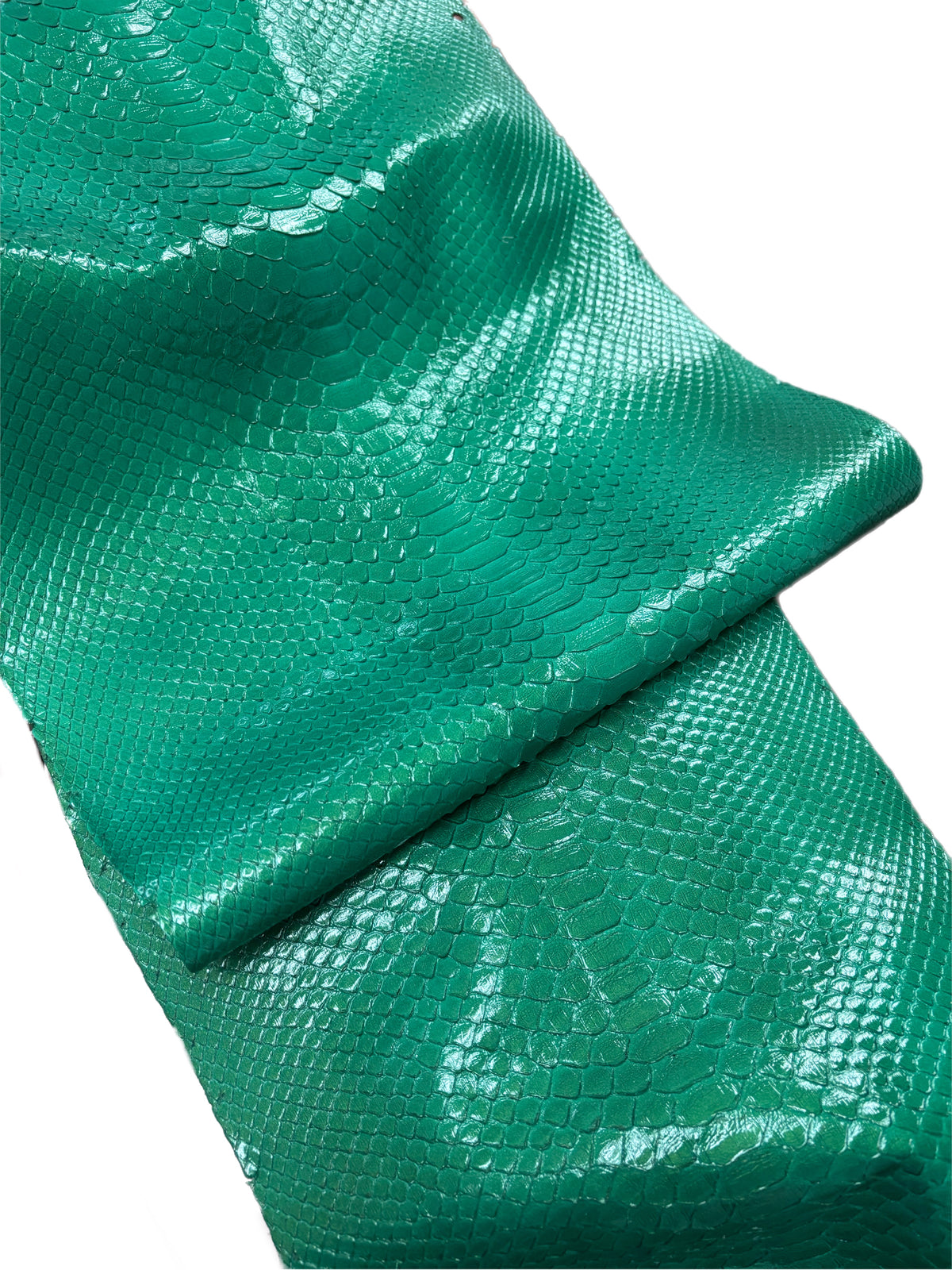 2.4 M Back Cut Emerald Green Matte Python Leather