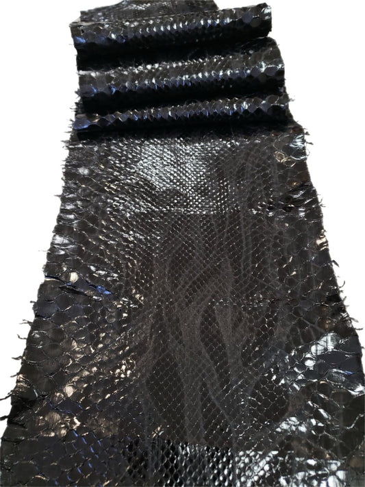 1.3 M Black Glazed Front Cut Python Leather with Flame Pattern