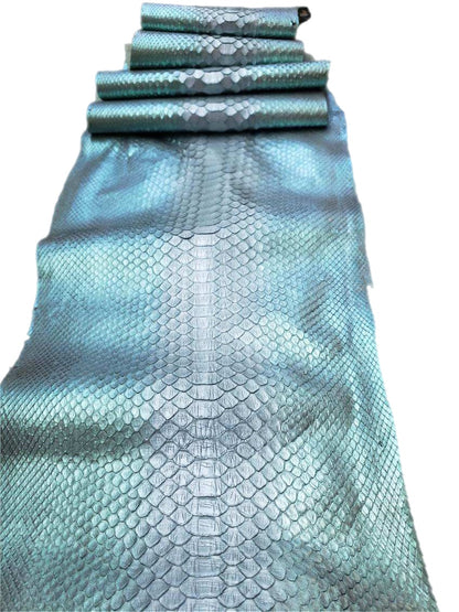 2.1 M Back Cut Teal Metallic Python Leather