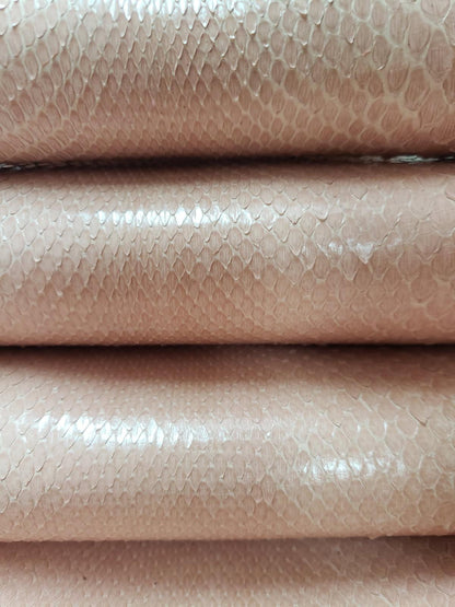 1.8 M Front Cut Powder Glazed Python Leather