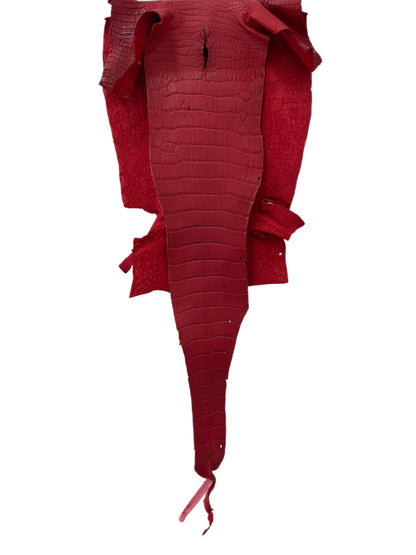 36 cm Grade 2/3 Candy Apple Red Matte Wild American Alligator Leather - Tag: LA21-0101414